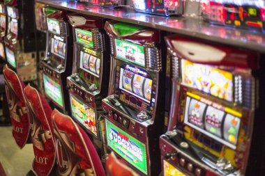 Qiu Qiu hand rankings chart displayed on indosat togel